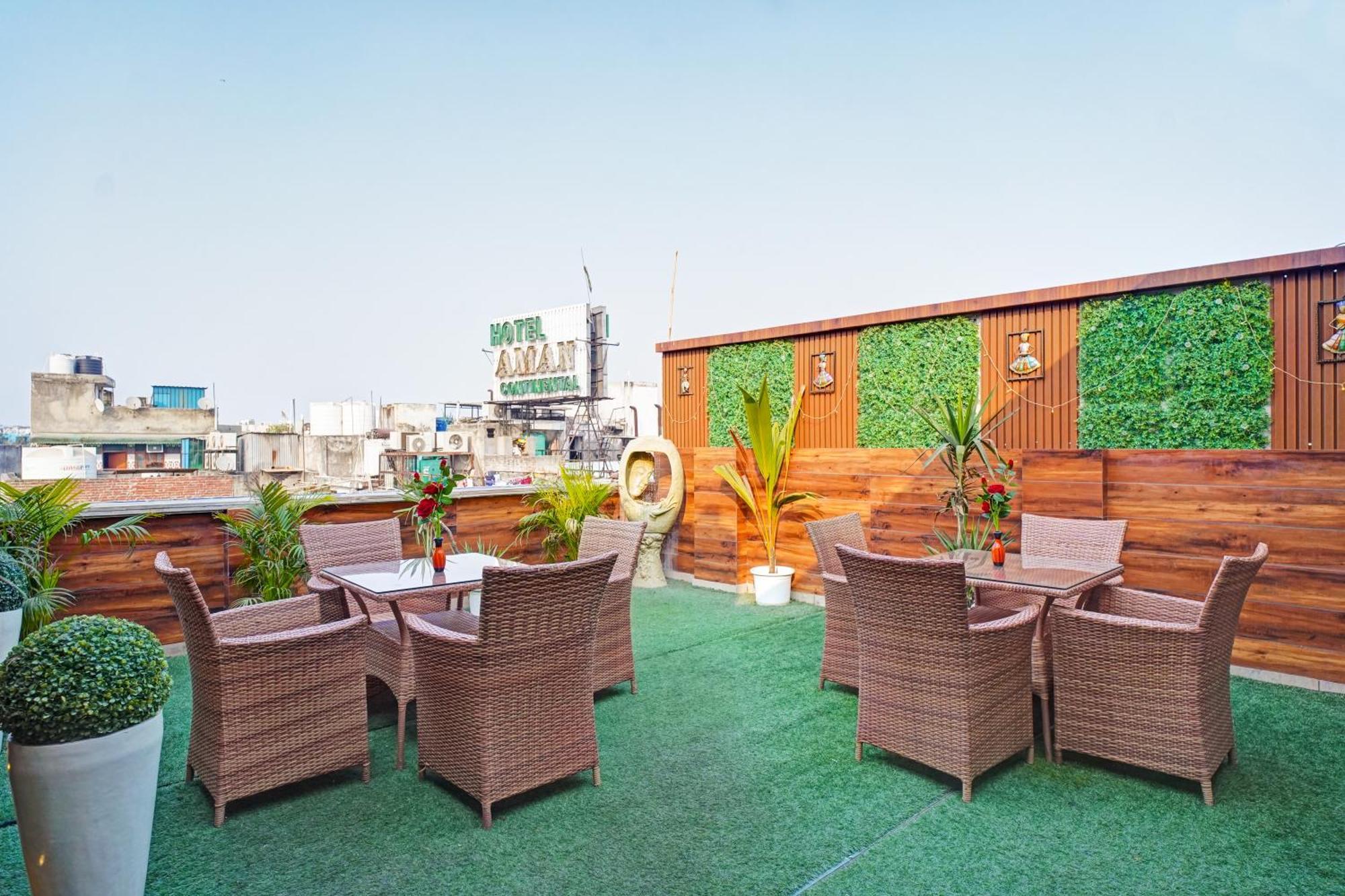 Hotel Gold Palace - 03 Mins Walk From New Delhi Railway Station Exterior photo