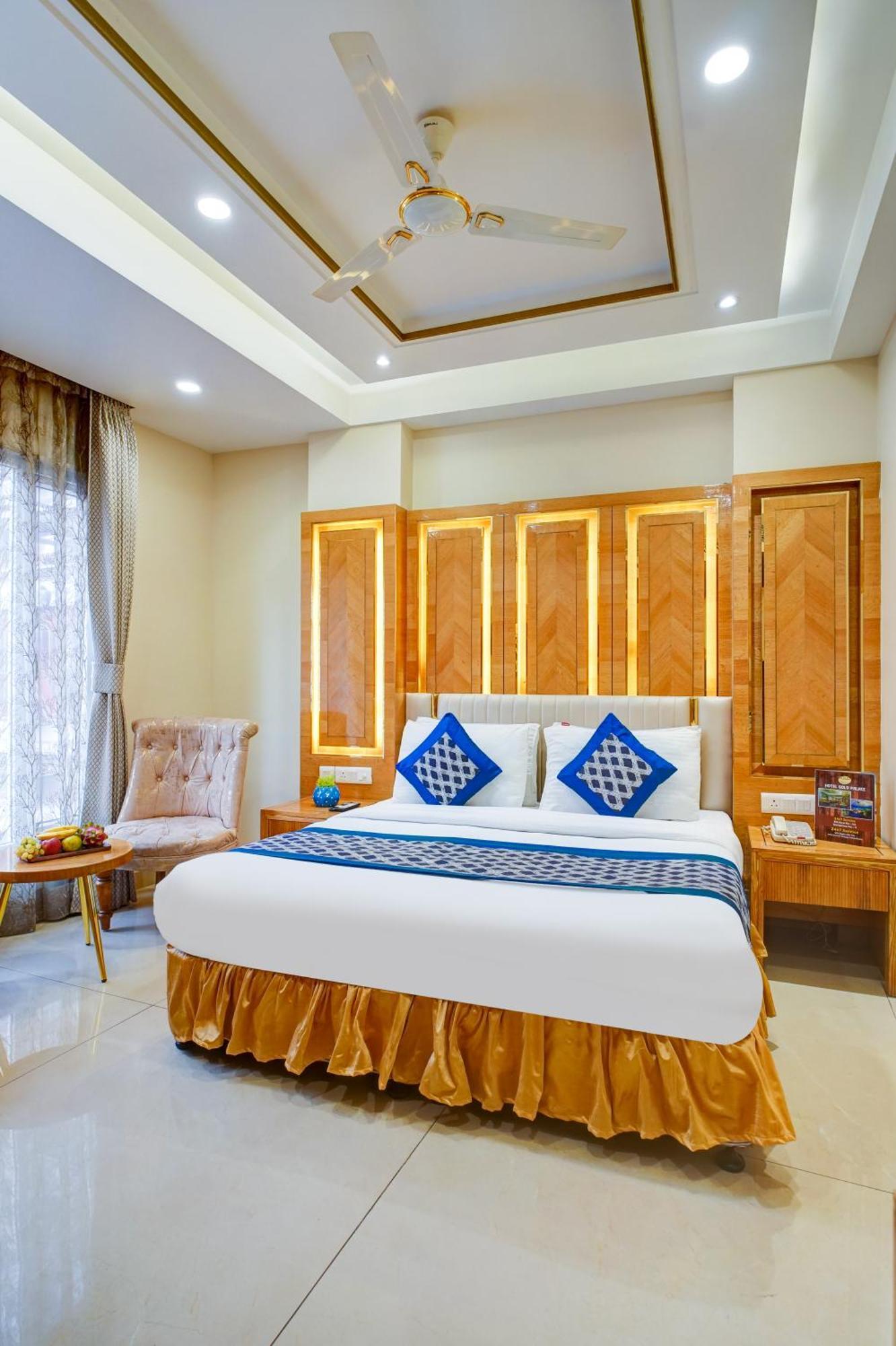 Hotel Gold Palace - 03 Mins Walk From New Delhi Railway Station Exterior photo